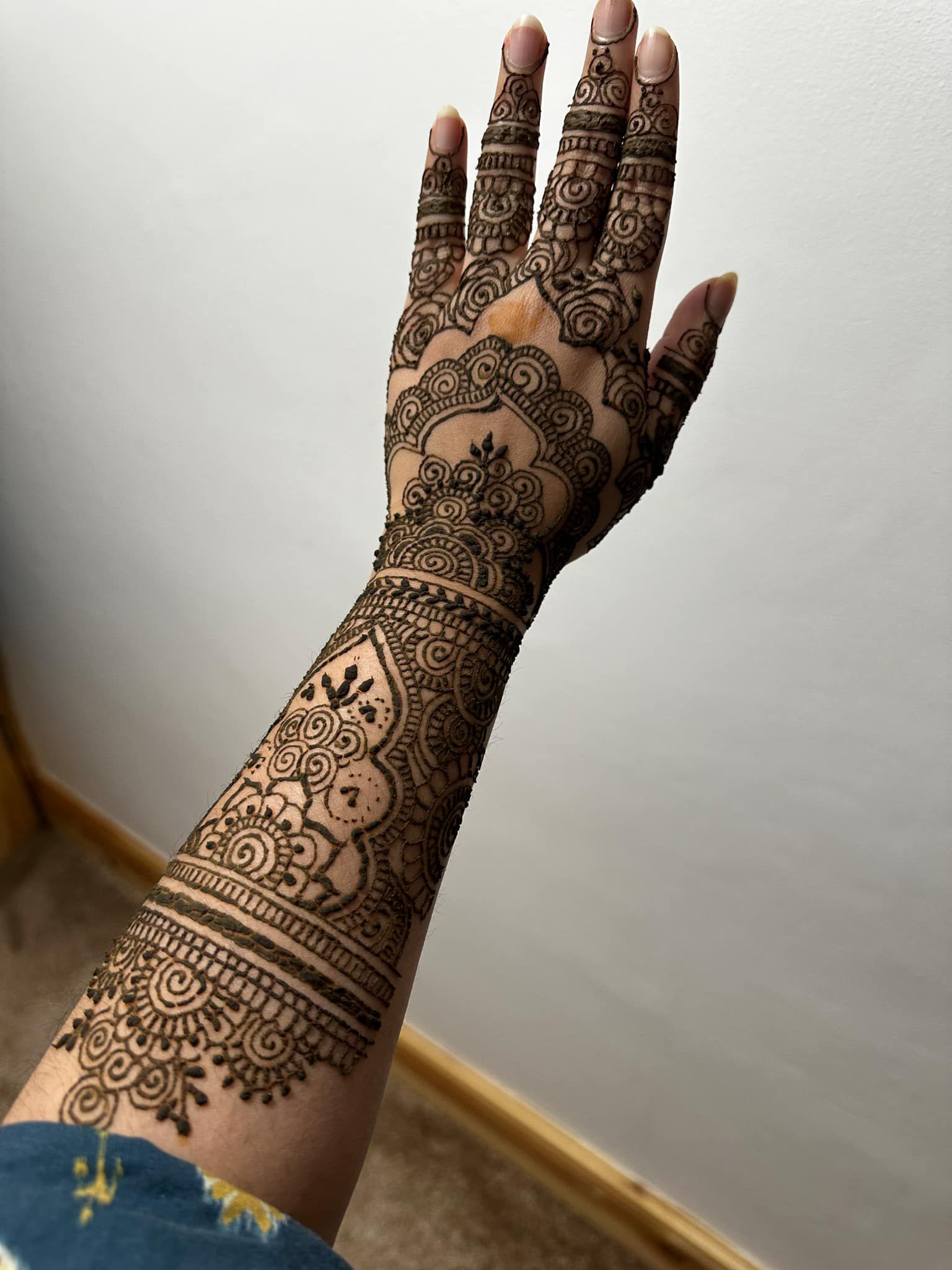Full hand mehndi – home service available - 4 sides