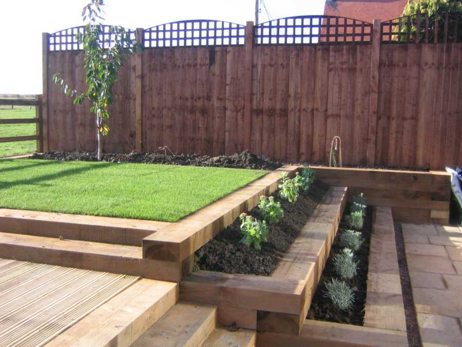I Install Garden Sleepers for Raised Beds, Borders & Retaining Walls - Trusted Local Expert