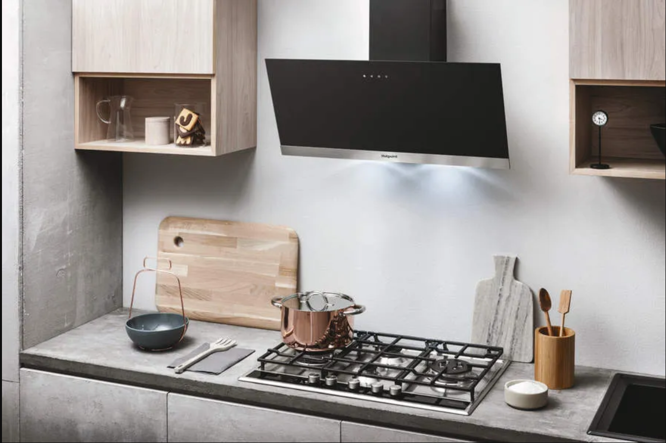 I Supply and Fit Kitchen Cooker Hoods – Fast, Affordable Installation Near You