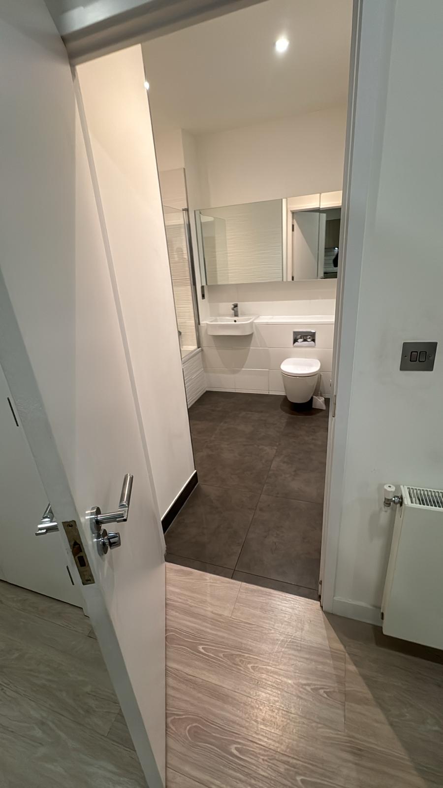End of Tenancy Cleaning for 1-Bedroom Flat in Berkshire – Get Your Deposit Back Hassle-Free